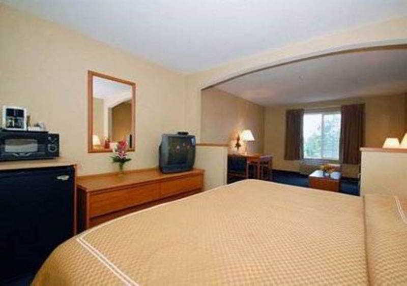 Comfort Suites Airport Salt Lake City Bagian luar foto